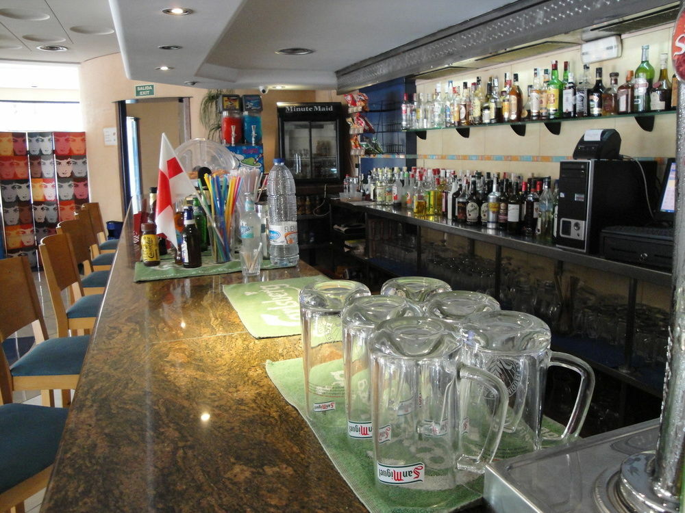 Sant Antoni de Portmany The Red Hotel By Ibiza Feeling - Adults Only מראה חיצוני תמונה