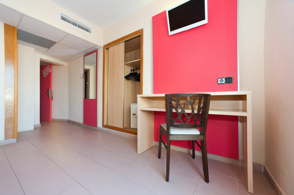 Sant Antoni de Portmany The Red Hotel By Ibiza Feeling - Adults Only מראה חיצוני תמונה